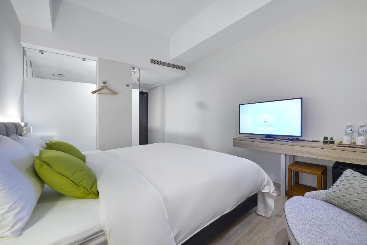 Hotel Z Taichung Buitenkant foto